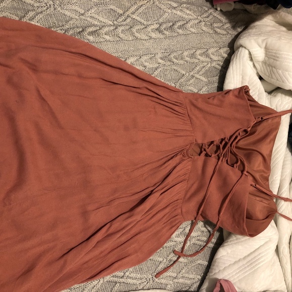 Clothes - Picture 1 of 2
